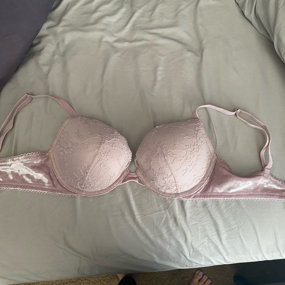 VS Velvet/Lace Dream Angels push-up 34D